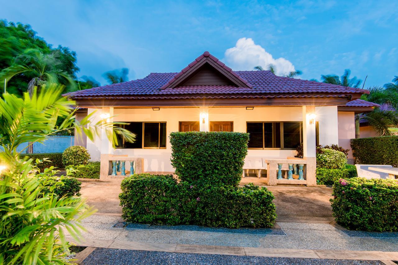 Tananza Resort & Homestay Phuket Nai Harn Exterior foto